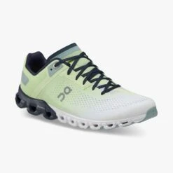 'On Running' Women's Cloudflow - Meadow / White -Outlet Shoes Store 35.98685 cloudflow fw22 meadow white w g6 1024x1024@2x