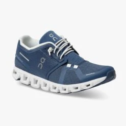 'On Running' Women's Cloud 5 - Denim / White -Outlet Shoes Store 59.98901 cloud 5 ss22 denim white w g6 1024x1024@2x
